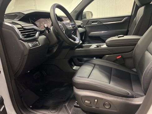 New 2026 GMC Acadia Elevation w/ Black Edition AWD/4WD image 11