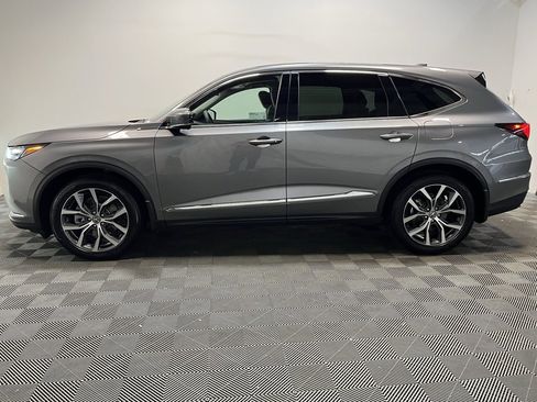 Used 2024 Acura MDX SH-AWD w/ Technology Package image 23