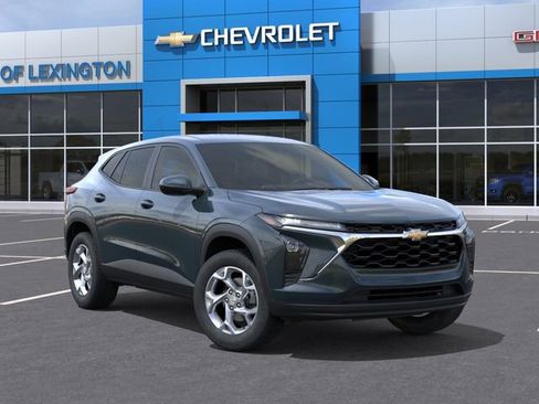 New 2026 Chevrolet Trax LS FWD image 7