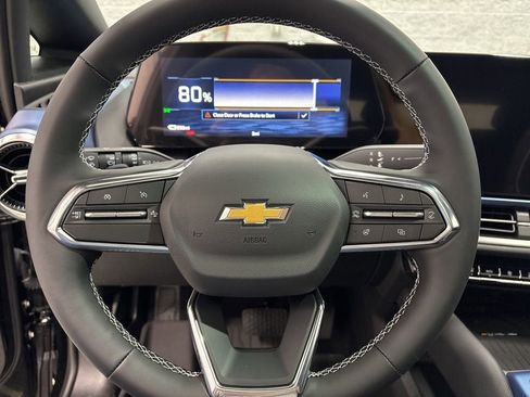 New 2026 Chevrolet Equinox EV LT image 22