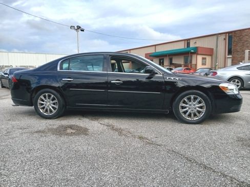 Used 2011 Buick Lucerne CXL FWD image 3