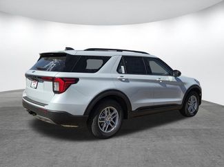 New 2026 Ford Explorer Active w/ Active Comfort Package RWD video 2