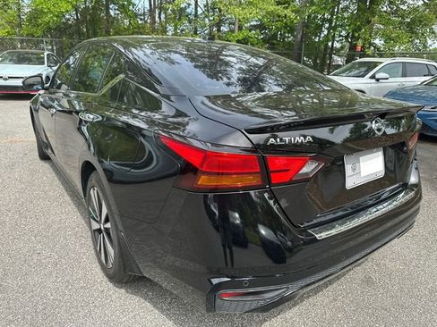 Used 2022 Nissan Altima 2.5 SL FWD image 7
