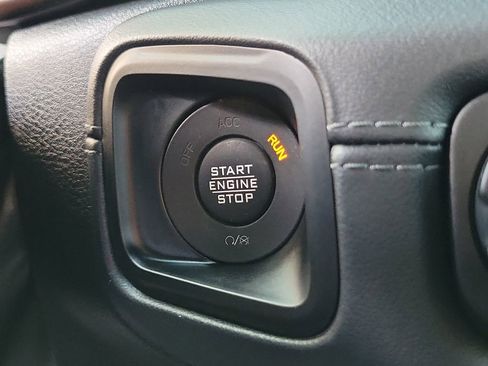 Used 2024 Jeep Wrangler High Altitude AWD/4WD image 32