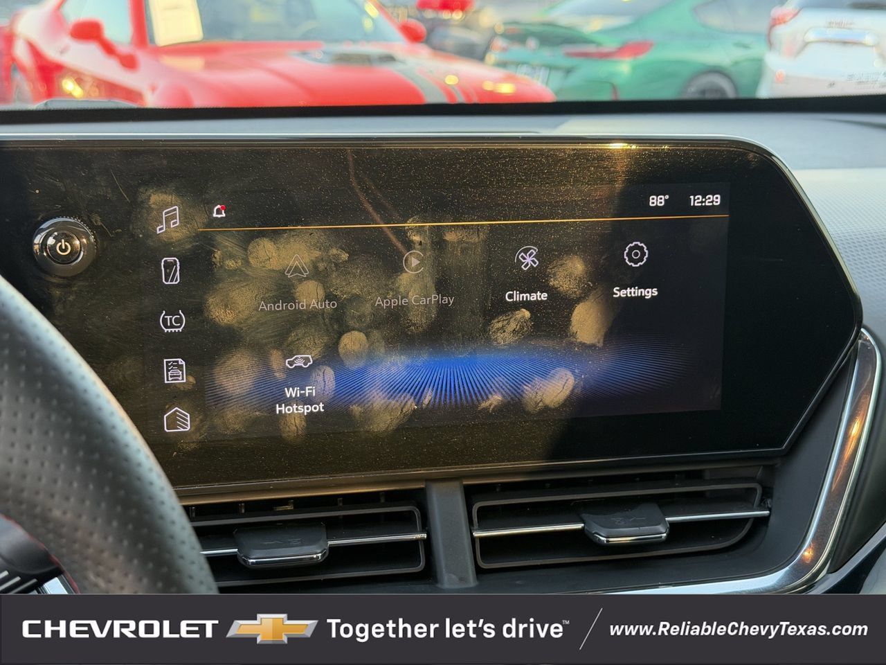 Used 2025 Chevrolet Trax RS w/ Sunroof Package FWD image 23