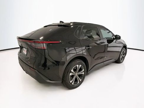 Certified 2024 Toyota bZ4X FWD image 6
