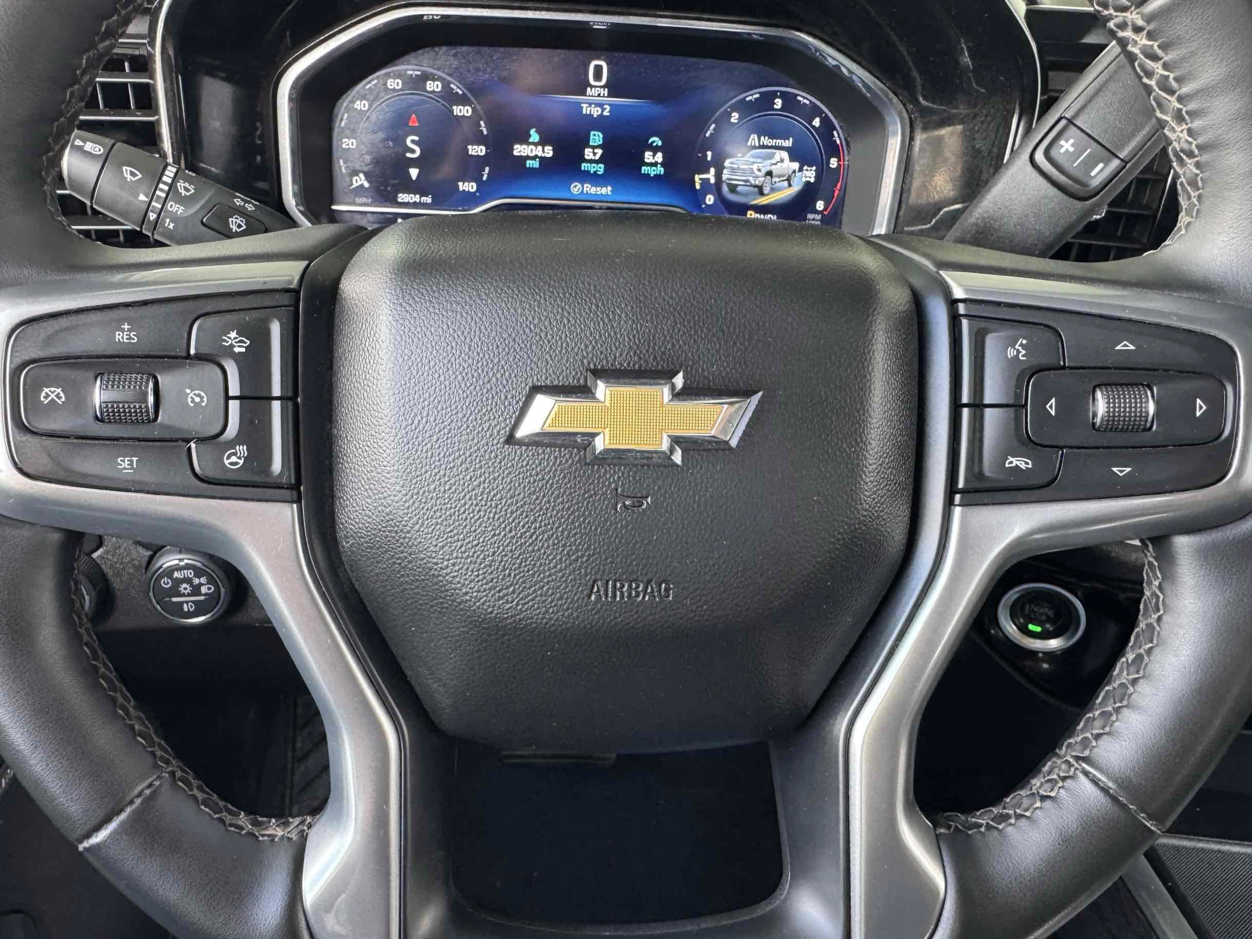 Used 2025 Chevrolet Silverado 2500 LTZ w/ LTZ Convenience Package AWD/4WD image 16
