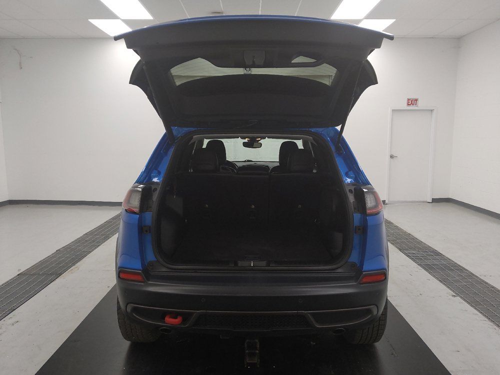 Used 2019 Jeep Cherokee Trailhawk AWD/4WD image 29