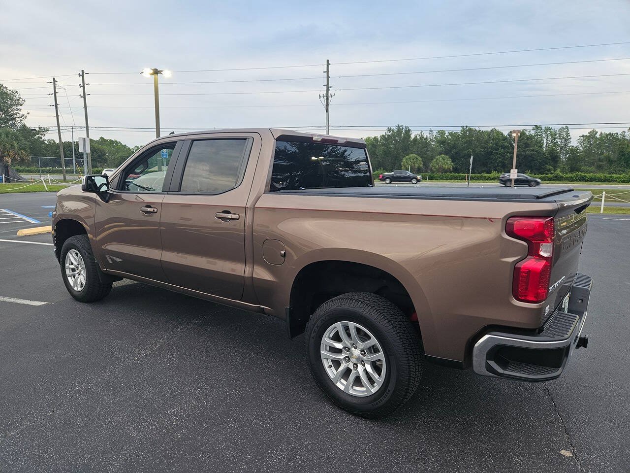 Used 2019 Chevrolet Silverado 1500 LT w/ All-Star Edition AWD/4WD image 30