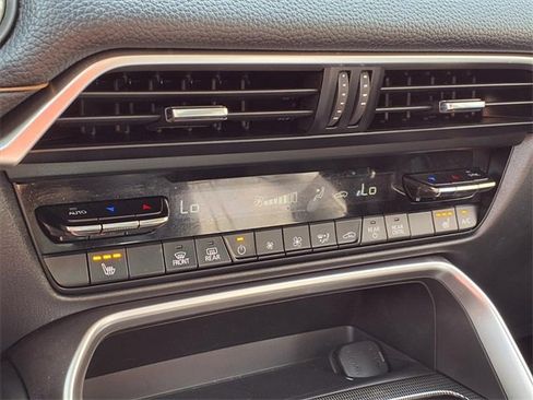 Used 2024 MAZDA CX-90 Plug-In Hybrid w/ Premium Pkg image 21