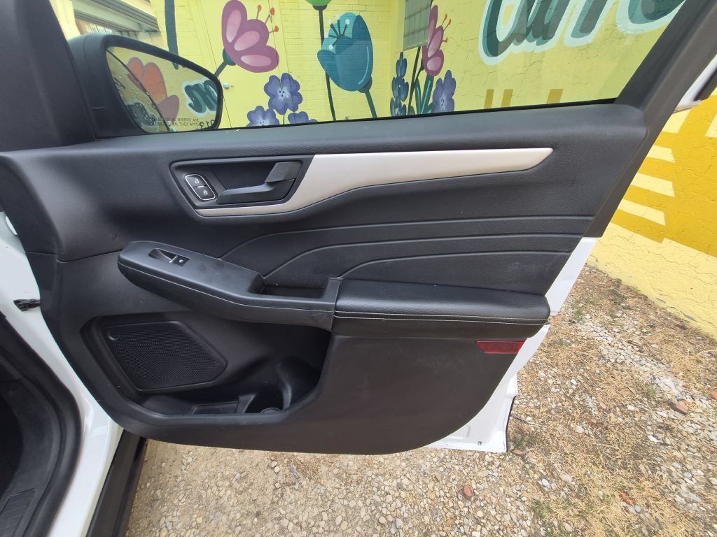 Used 2022 Ford Escape S AWD/4WD image 22