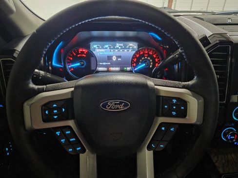 Used 2019 Ford F250 Lariat w/ Lariat Ultimate Package image 43