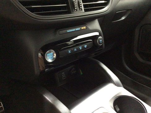 Used 2024 Ford Escape ST-Line w/ Tech Pack #1 AWD/4WD image 12