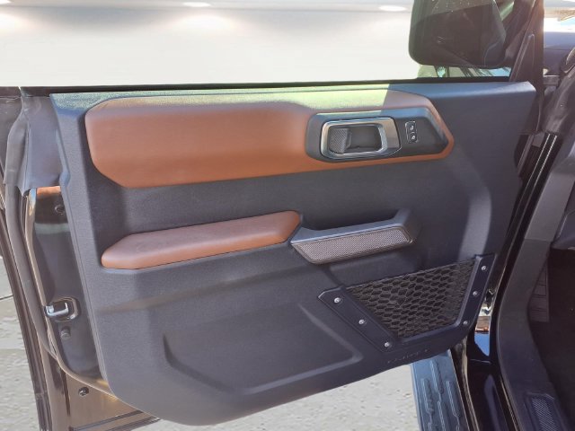 Used 2023 Ford Bronco Outer Banks AWD/4WD image 16