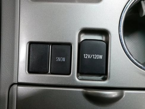 Used 2011 Toyota Highlander 2WD w/ Tech Pkg image 23