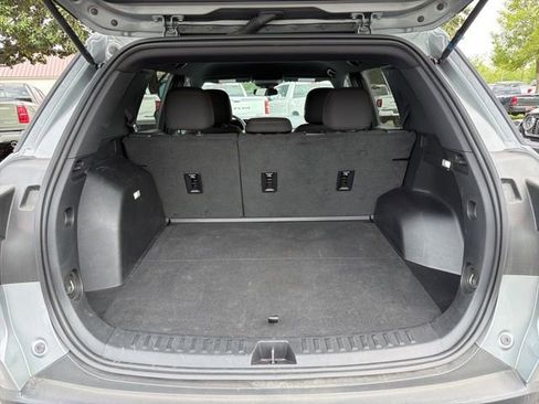 Used 2025 GMC Terrain Elevation image 8