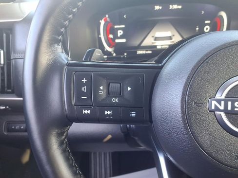 Used 2024 Nissan Pathfinder Platinum w/ Cargo Package image 16