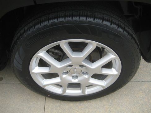 Used 2021 Jeep Renegade Latitude w/ Convenience Group image 12