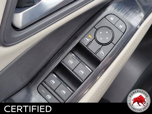 Used 2025 Nissan Rogue SV FWD image 27