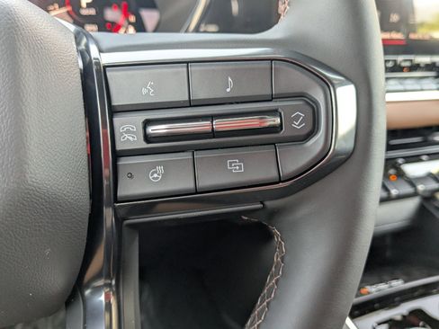 New 2025 GMC Canyon AT4 w/ Nightfall Edition image 14