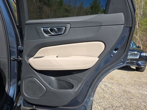 New 2026 Volvo XC60 B5 Plus w/ Climate Package AWD/4WD image 15
