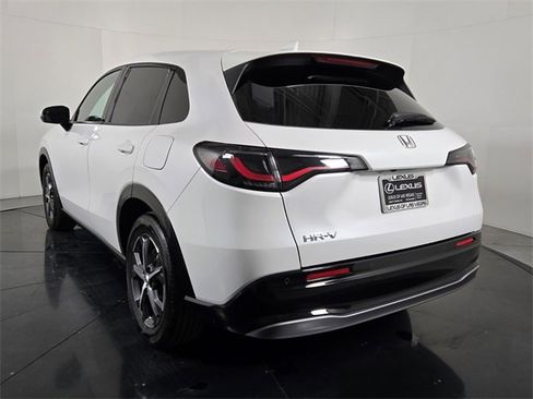 Used 2024 Honda HR-V EX-L image 4
