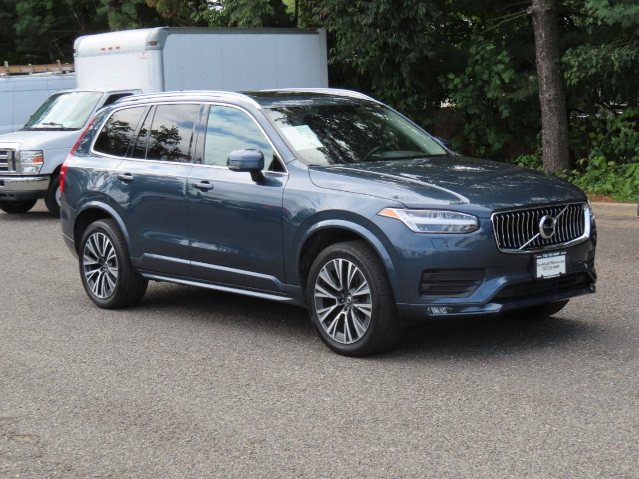 Used 2021 Volvo XC90 T5 Momentum w/ Climate Package AWD/4WD image 8
