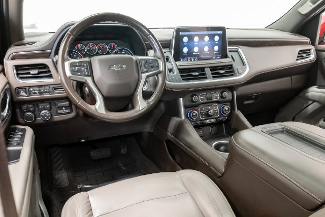 Used 2021 Chevrolet Tahoe Z71 w/ Z71 Signature Package AWD/4WD image 7