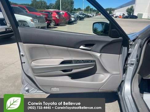 Used 2009 Honda Accord EX-L image 18