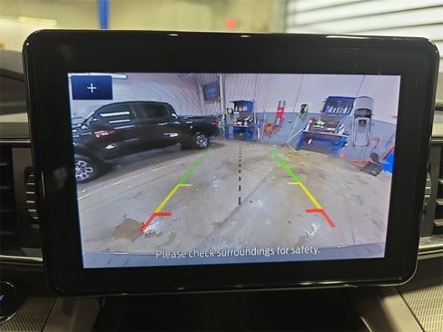 Used 2023 Ford Explorer XLT w/ Equipment Group 202A image 26