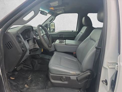 Used 2016 Ford F250 XL w/ Power Equipment Group RWD image 9
