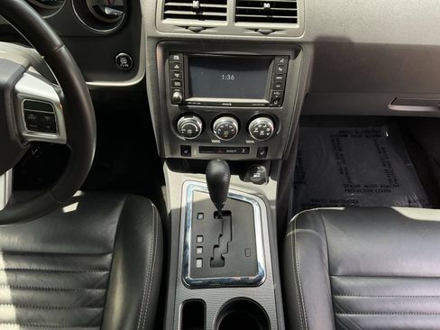 Used 2014 Dodge Challenger R/T Plus RWD image 11