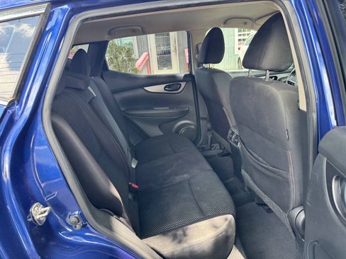 Used 2019 Nissan Rogue Sport S FWD image 43