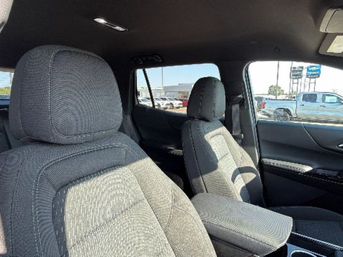 Used 2026 Chevrolet Equinox LT FWD image 28