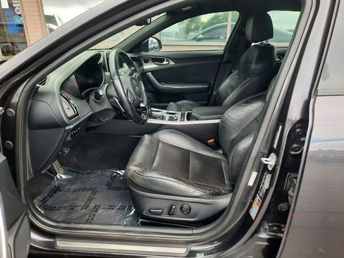 Used 2018 Kia Stinger GT RWD image 5