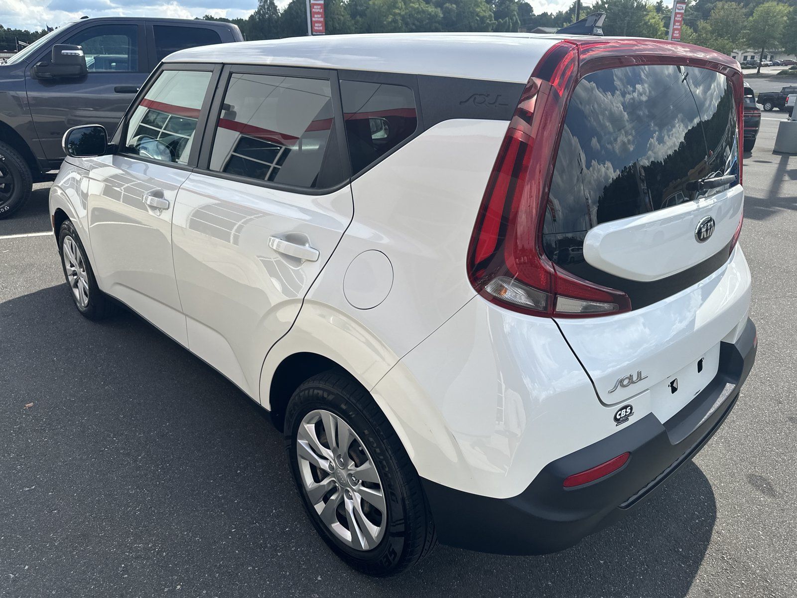 Used 2021 Kia Soul LX FWD image 6