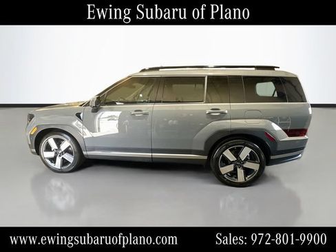 Used 2024 Hyundai Santa Fe Limited FWD image 4