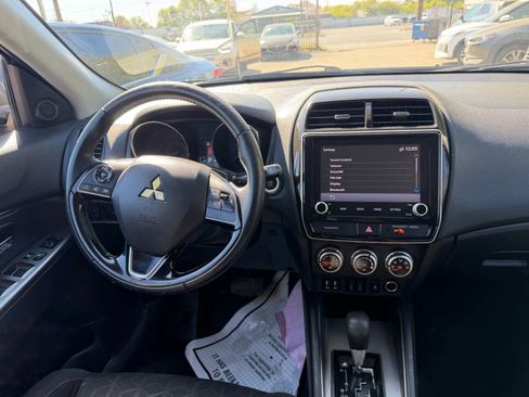 Used 2021 Mitsubishi Outlander Sport SE AWD/4WD image 15