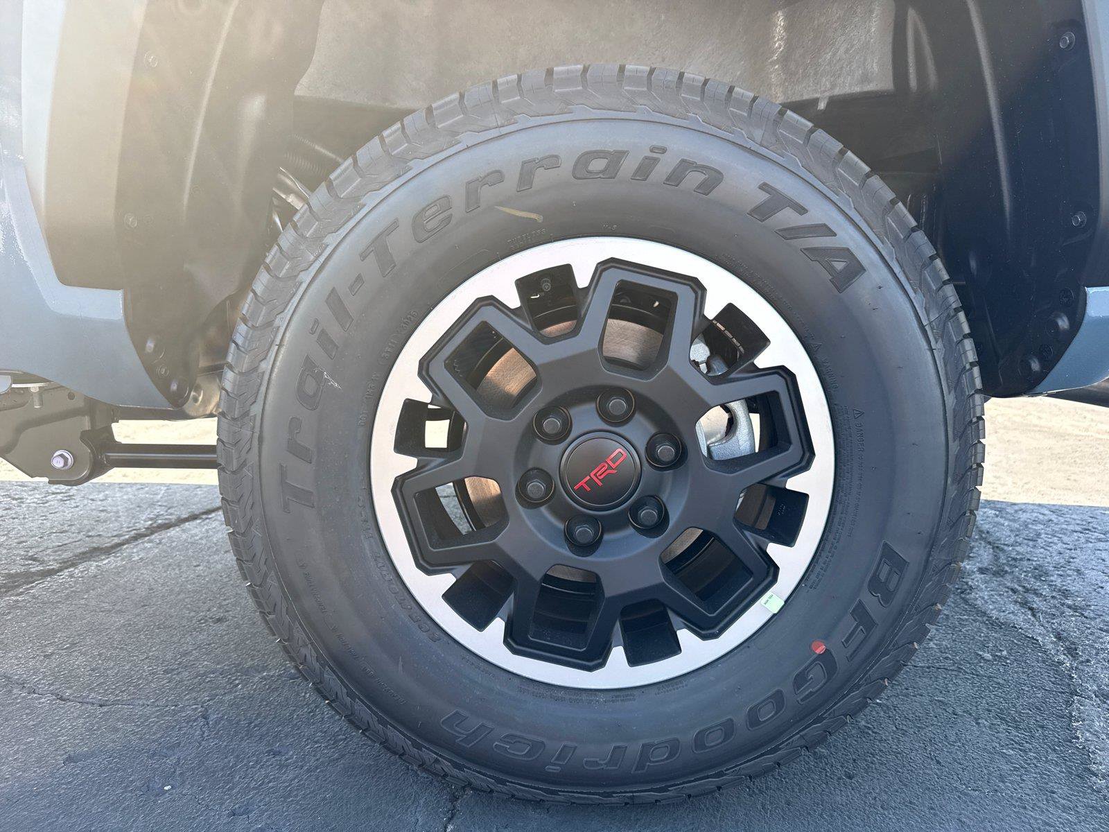 Used 2026 Toyota Tacoma TRD Off-Road AWD/4WD image 30