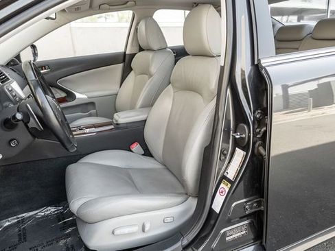 Used 2008 Lexus IS 350 RWD image 10