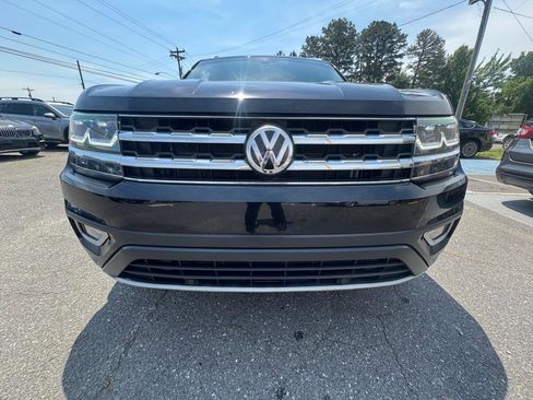Used 2018 Volkswagen Atlas SEL FWD image 2