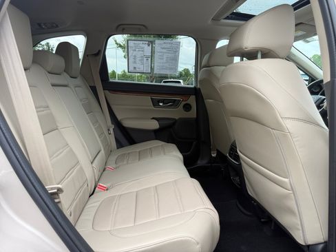 Used 2018 Honda CR-V Touring image 29
