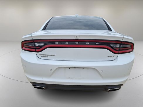Used 2017 Dodge Charger SXT w/ AWD Plus Group image 9