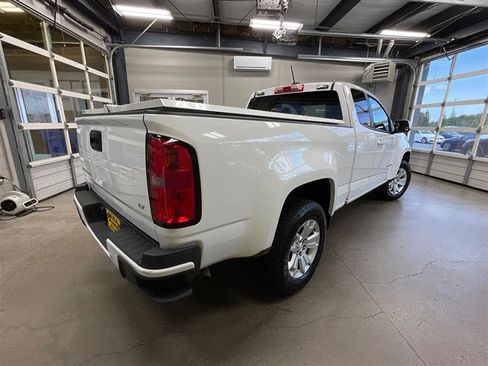 Used 2022 Chevrolet Colorado LT w/ Fleet Safety Package RWD image 5