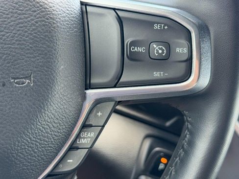 Used 2023 RAM 1500 Laramie AWD/4WD image 18