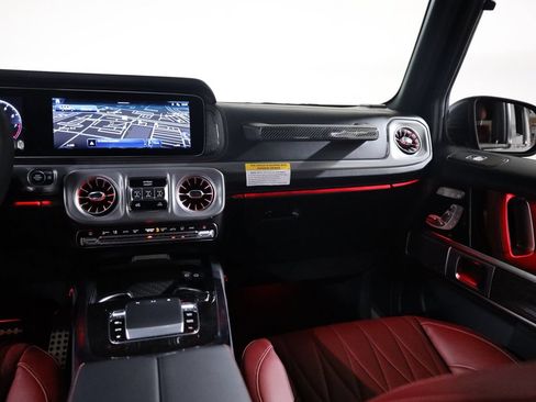 Used 2025 Mercedes-Benz G 63 AMG 4MATIC image 57