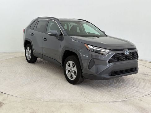 Used 2024 Toyota RAV4 XLE image 7
