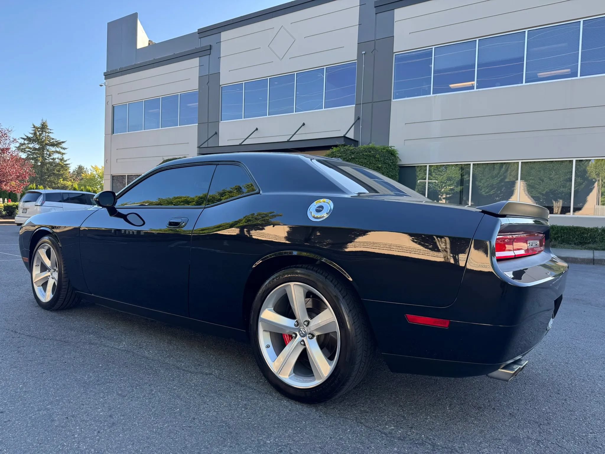 Used 2008 Dodge Challenger SRT8 RWD image 7