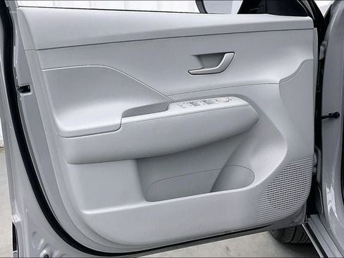 Certified 2024 Hyundai Kona SEL FWD image 20