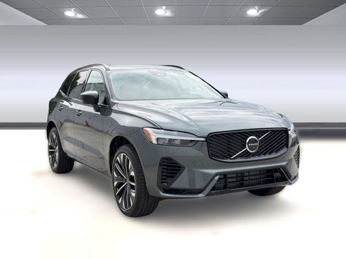New 2026 Volvo XC60 T8 Ultra w/ Climate Package AWD/4WD image 7